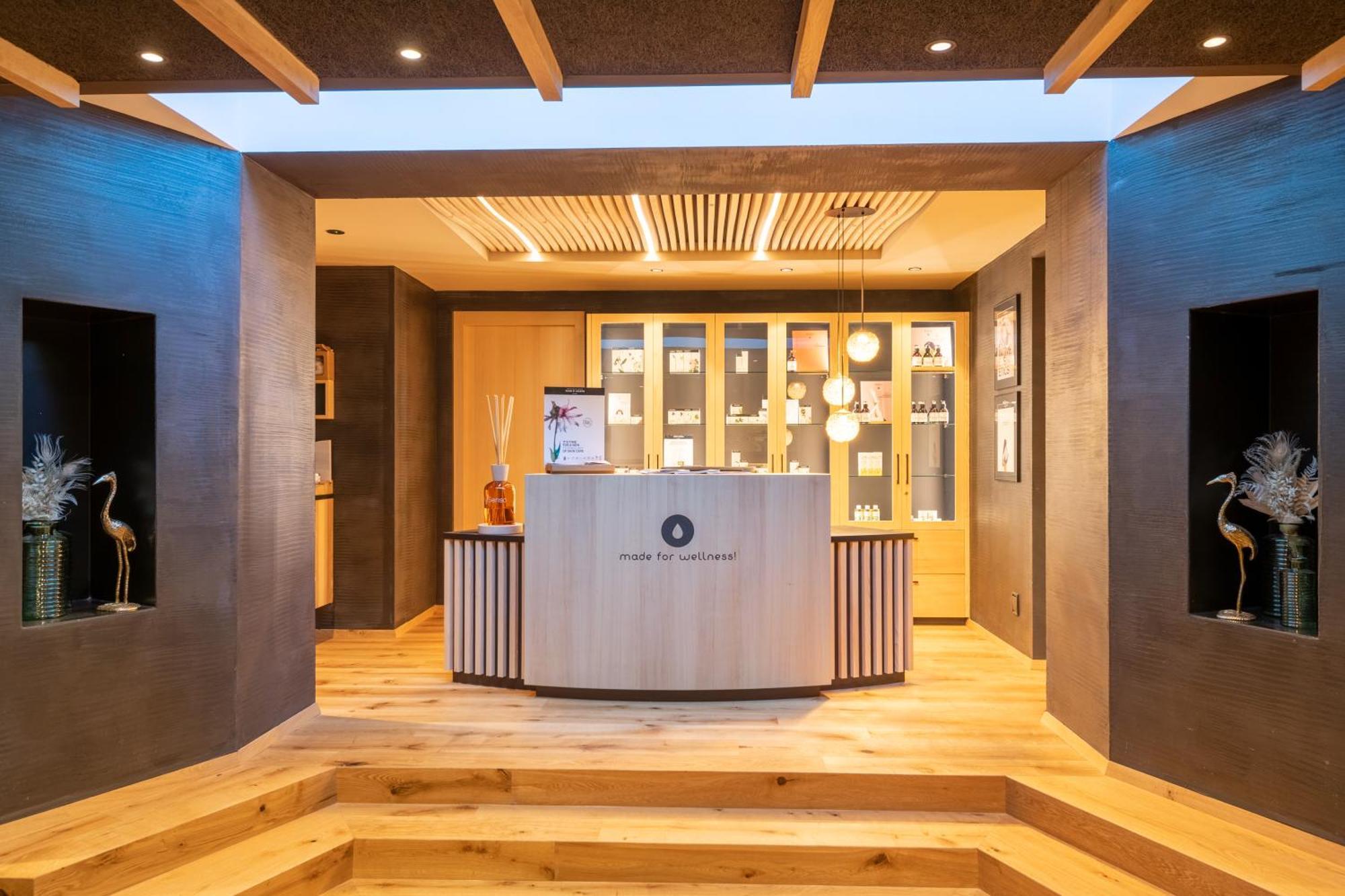 Familienhotel Huber วัลเลส ภายนอก รูปภาพ